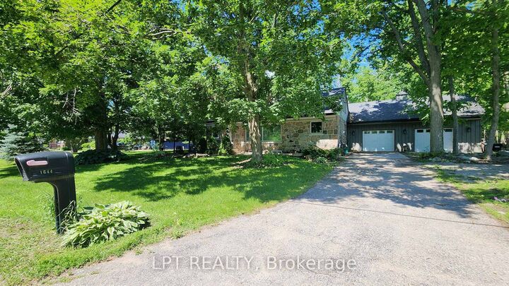 1644 Ridge Road E — photo 1