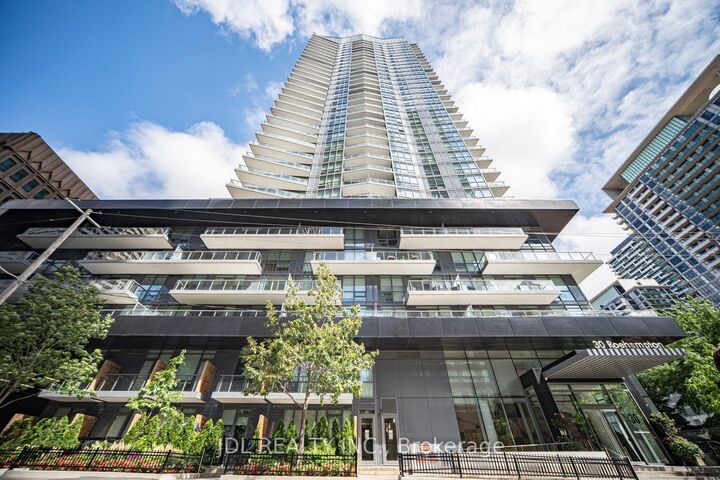 30 Roehampton Avenue 2309 — photo 1