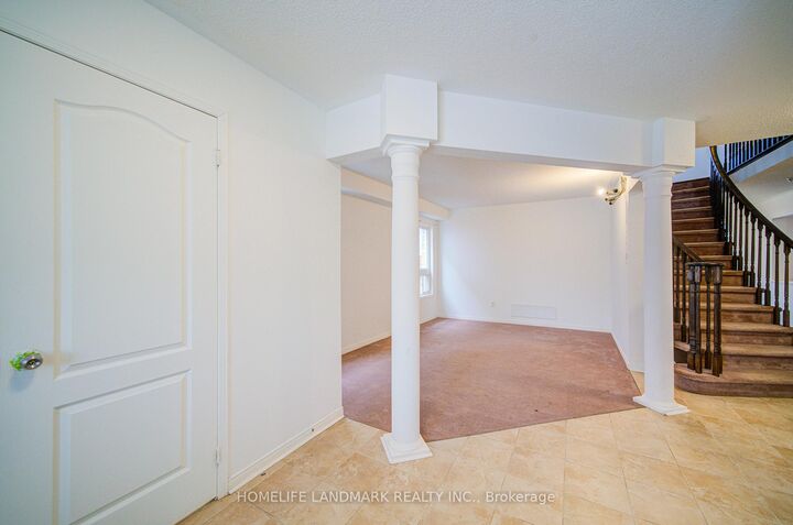 Property Photo: 1842 Esterbrook Drive ON L1K 0N3