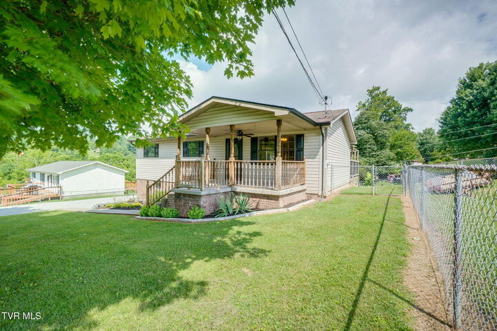 Property Photo: 1403 Charity Hill Road TN 37643