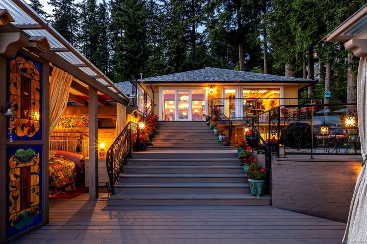Property Photo: 2299 Comox Ave BC V9M 1X6