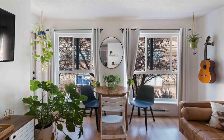 Property Photo:  1028 Balmoral Rd #302  BC V8T 1A8 