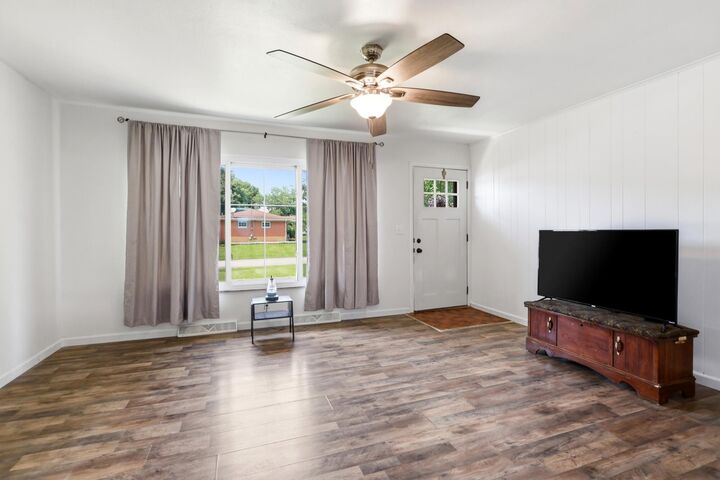 Property Photo: 2941 Sun Valley Drive OH 45505