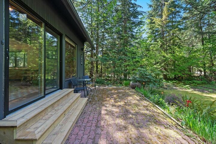 Property Photo: 2050 Midnight Way BC V0N 1H0
