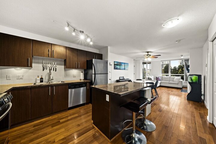 Property Photo: 2088 Madison Avenue 503 BC V5C 6T5
