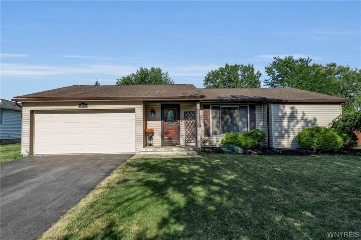 Property Photo:  255 Warner Road  NY 14086 