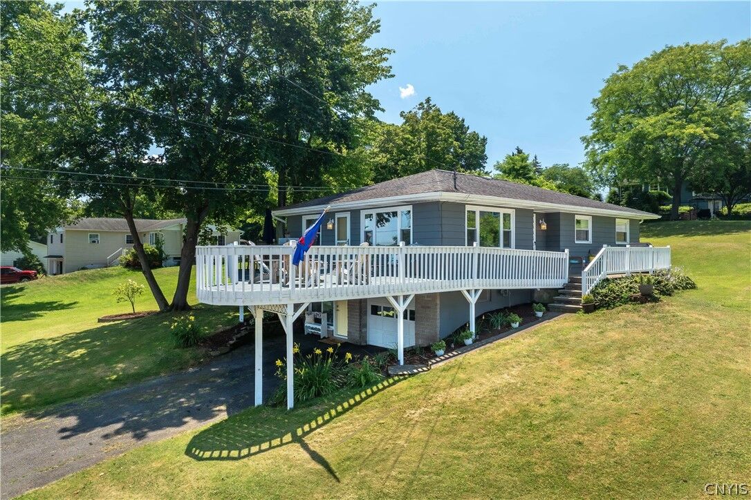 Property Photo:  816 Forest Avenue  NY 13069 