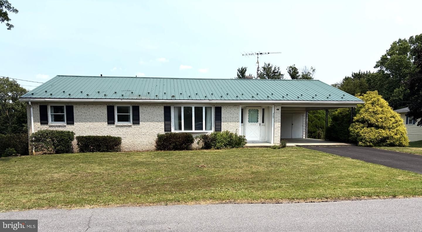 Property Photo:  6404 Hillcrest Street  PA 17236 
