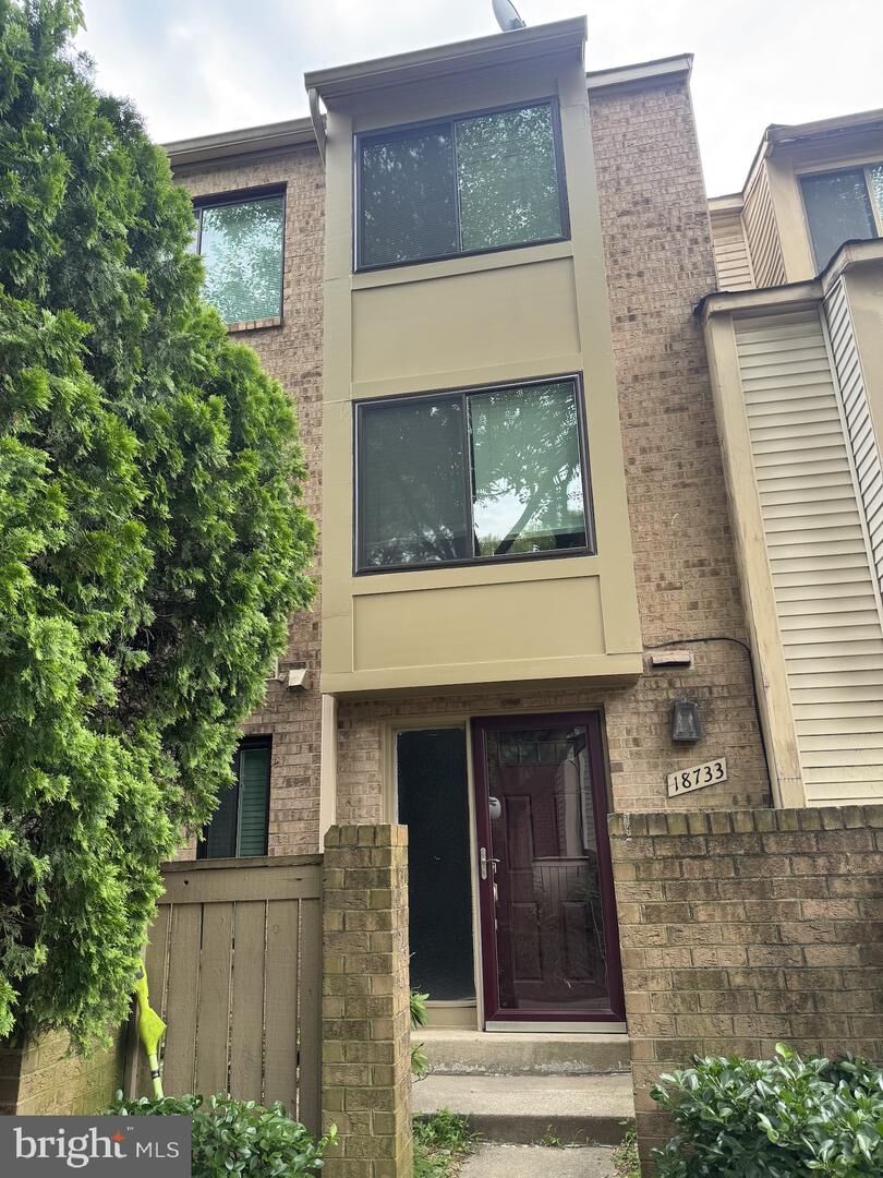 Property Photo:  18733 Nathans Place  MD 20886 
