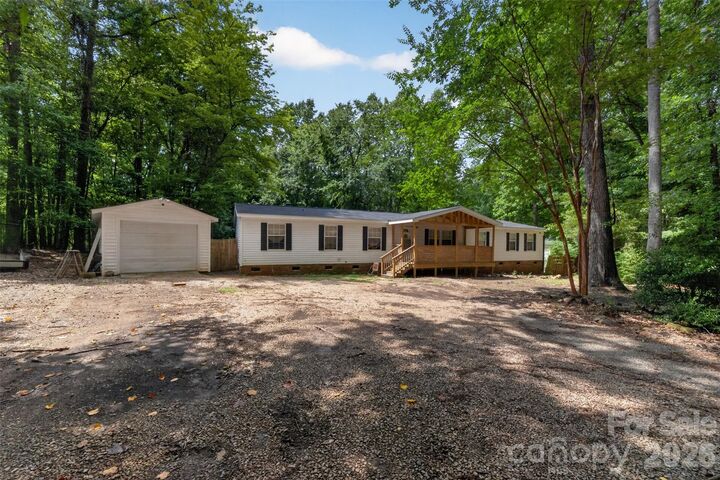 Property Photo:  4014 Eutaw Drive  NC 28173 