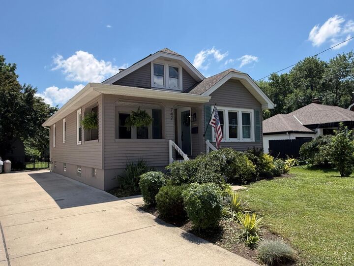 Property Photo: 742 Barney Avenue OH 45215