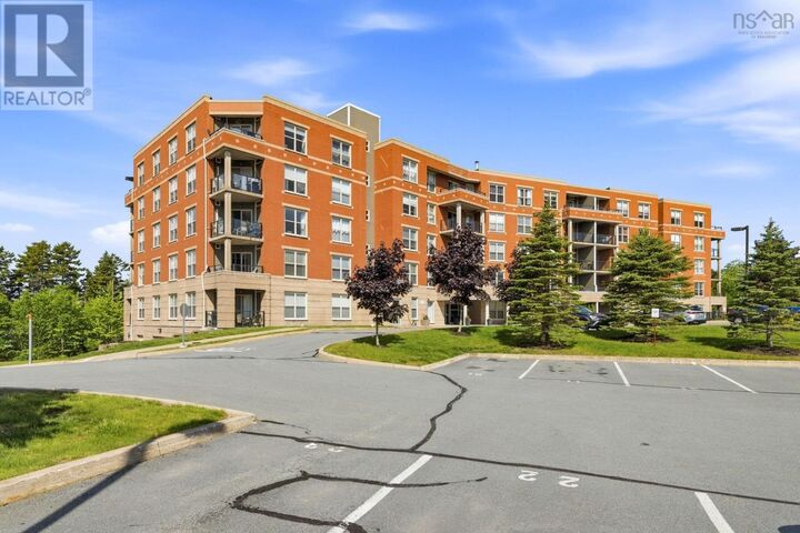 Property Photo: 87 Pebblecreek Crescent 111 NS B2W 0J9