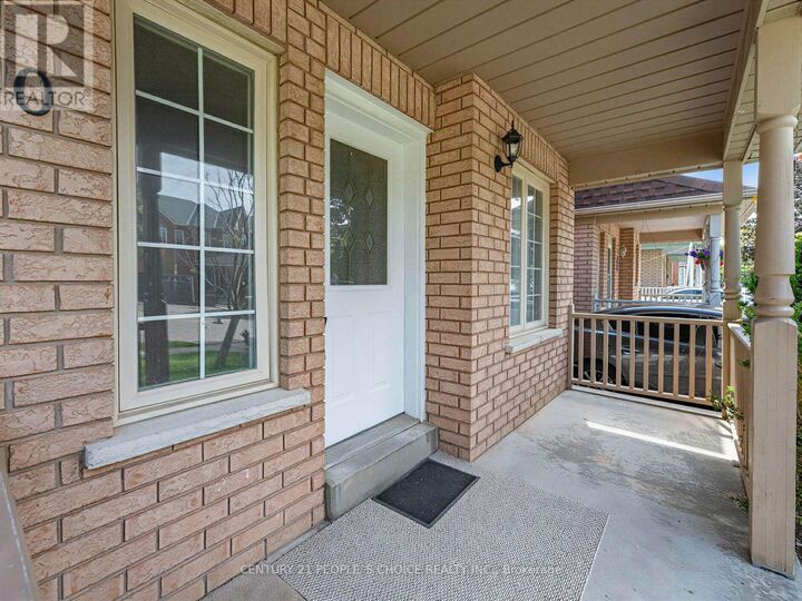Property Photo:  40 Zebra Trail  ON L6R 2J3 