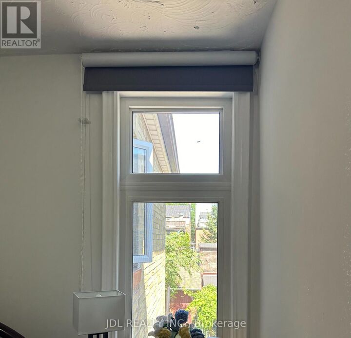 Property Photo: 99 Clinton St Street ON M6G 2Y4