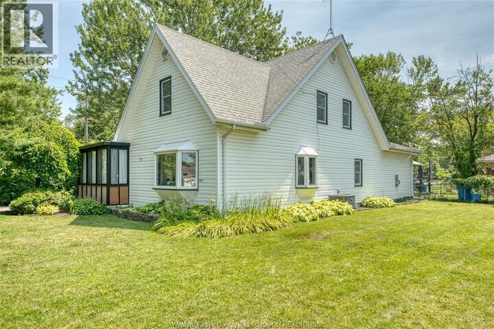 Property Photo:  12437 St Thomas  ON N8N 1H7 