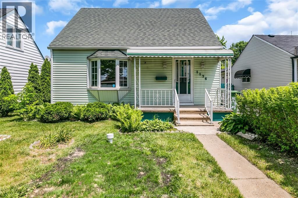 Property Photo: 1176 California Avenue ON N9B 2Z9