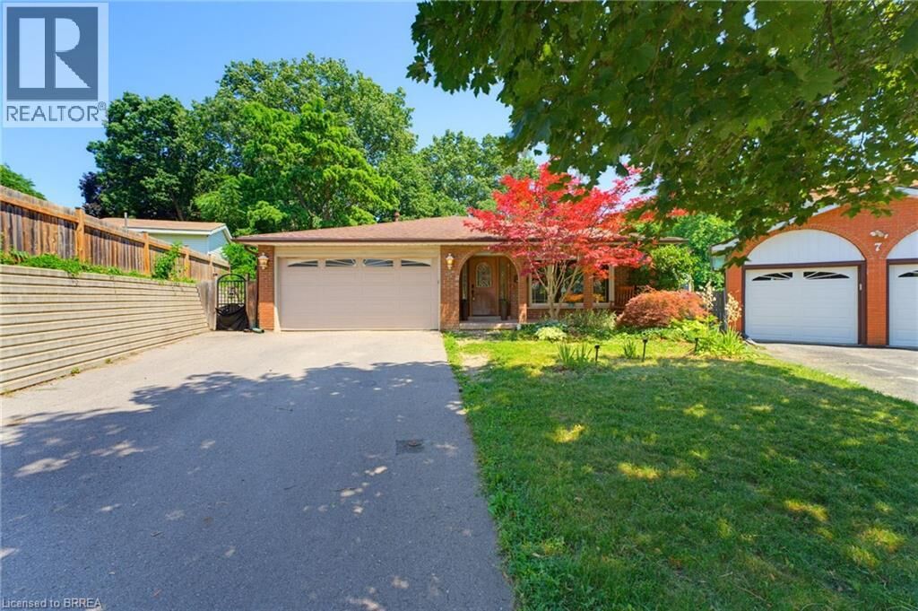 Photo de la propriété:  5 Keeler Place  ON N3S 7K6 