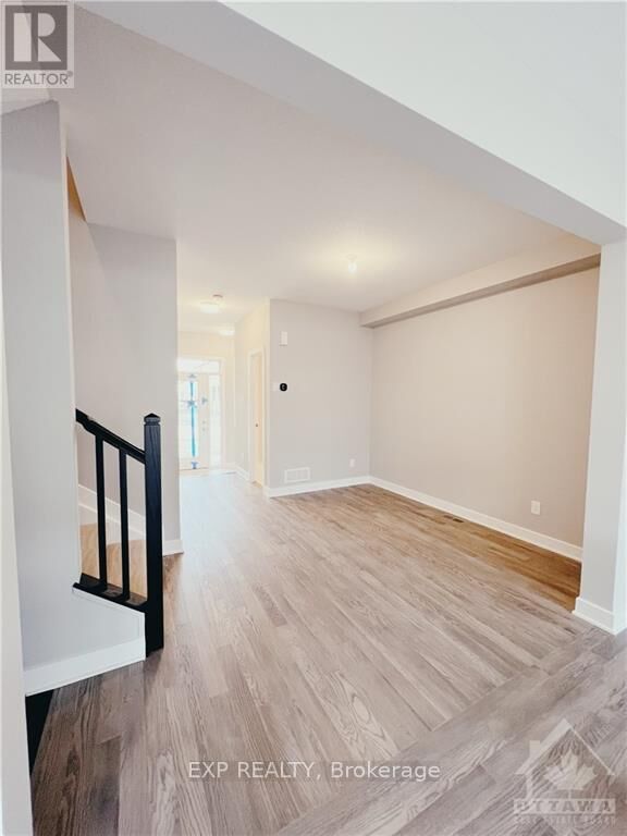 Property Photo: 2180 Winsome Terrace ON K4A 5M9