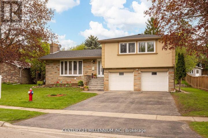 Property Photo: 18 Ridgehill Drive ON L6Y 2C4