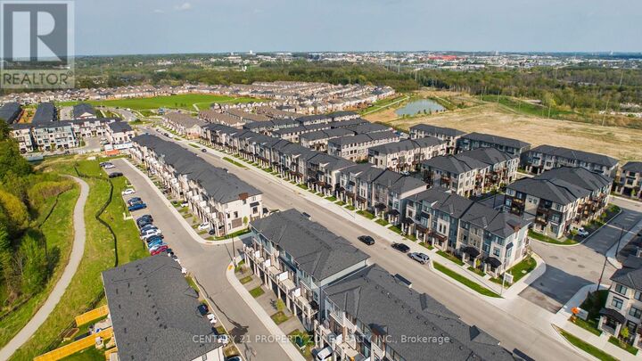 Property Photo: 290 Equestrian Way 45 ON N3E 0E7