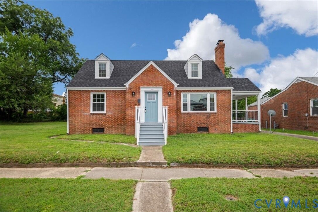 Property Photo:  318 St Matthew Street  VA 23803 