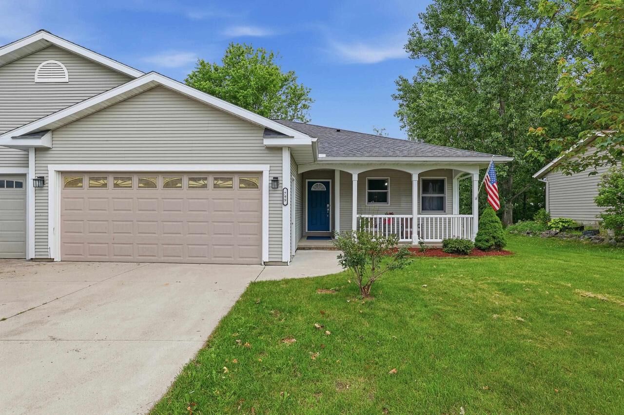 Property Photo: 799 Stone Ridge Drive WI 54455