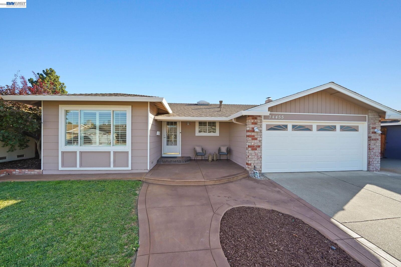 Property Photo: 34455 Helston Pl CA 94555
