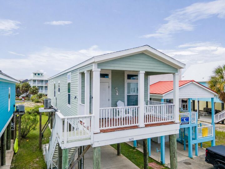 Property Photo:  1415 Bahia Drive  FL 32566 