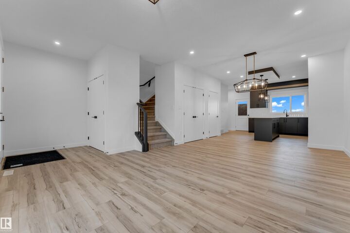 Property Photo: 175 Graybriar Drive AB T7Z 0P3