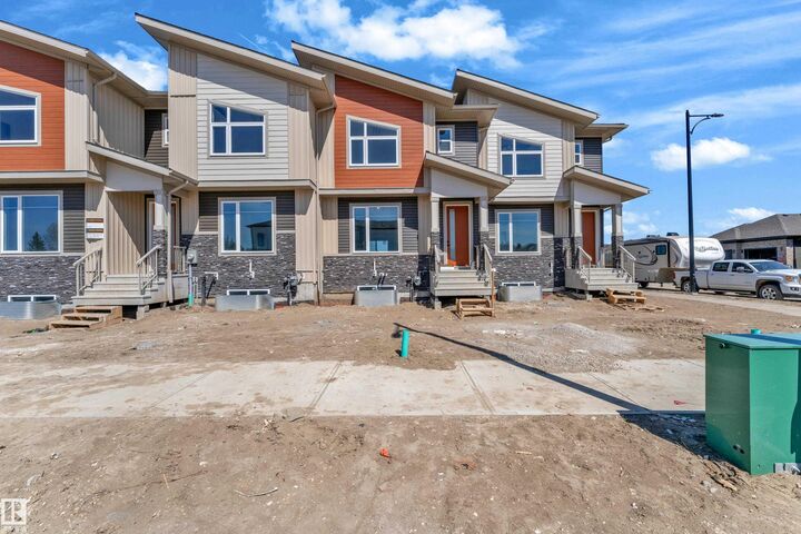 Property Photo:  175 Graybriar Drive  AB T7Z 0P3 