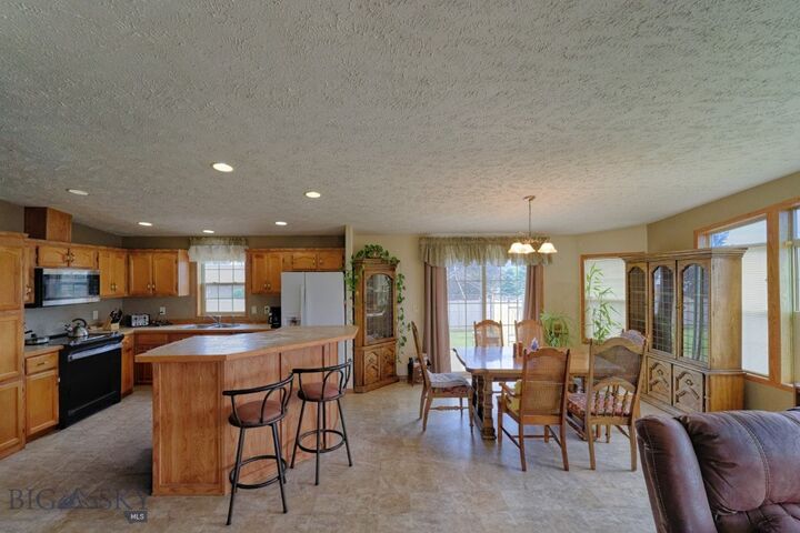 Property Photo:  4852 S Warren  MT 59701 