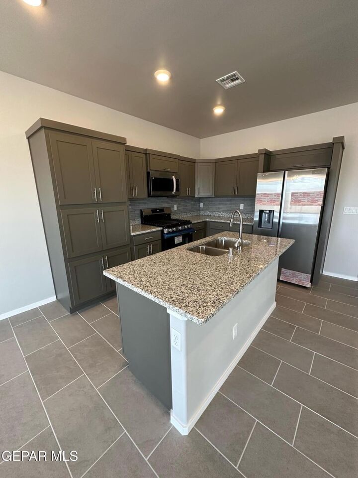 Property Photo:  50997 Purple Mat Avenue  TX 79934 
