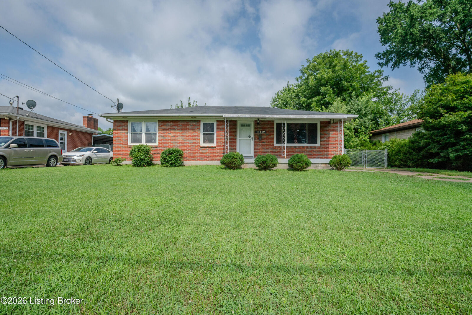 Property Photo:  11412 Flowervale Ln  KY 40272 