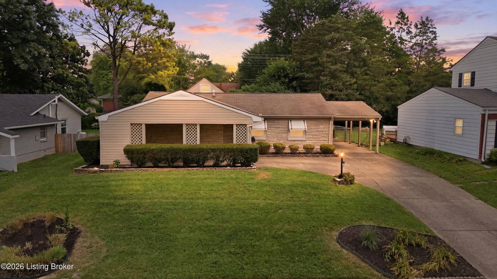 Property Photo:  2815 Brookdale Ave  KY 40220 