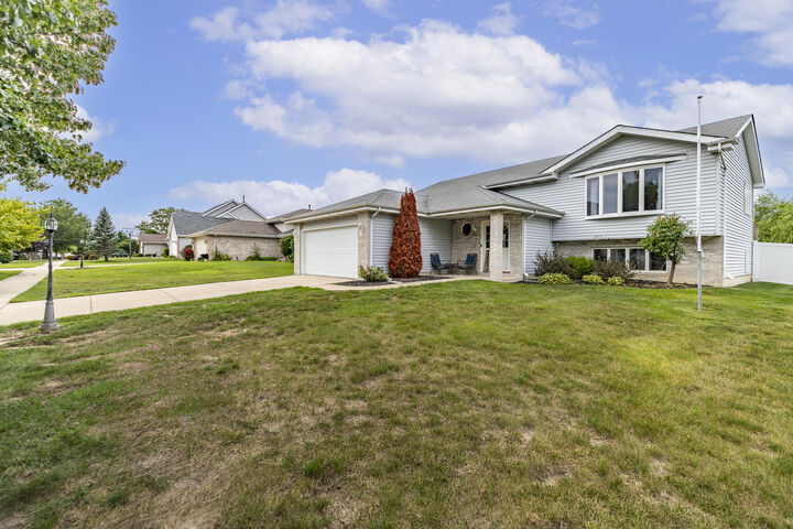 Property Photo:  7420 W 92nd Avenue  IN 46307 