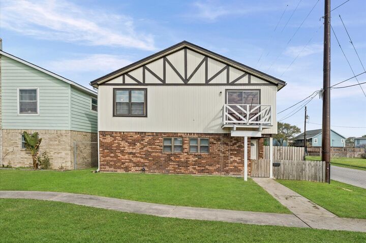 Property Photo: 7302 Jones Drive TX 77551