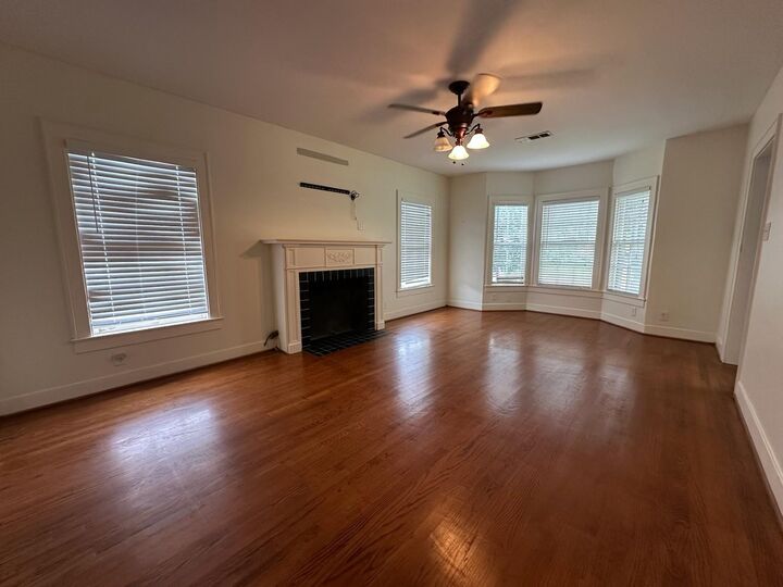 Property Photo:  4808 Woodrow Dr  TX 77551 