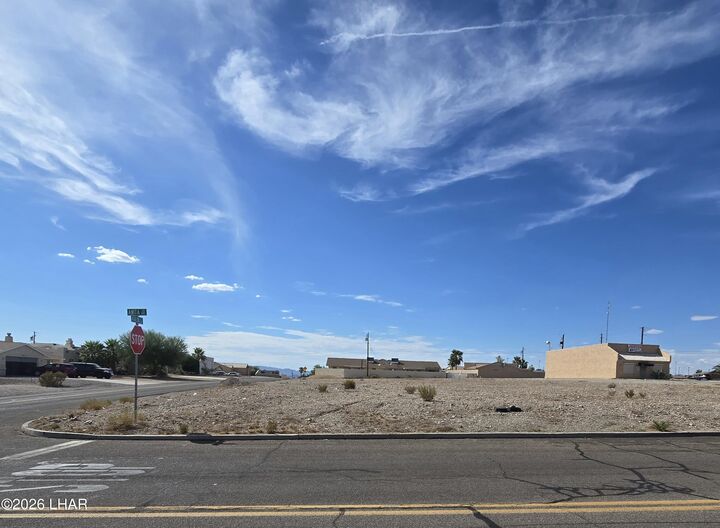 Property Photo: 2449 Anita Ave AZ 86404