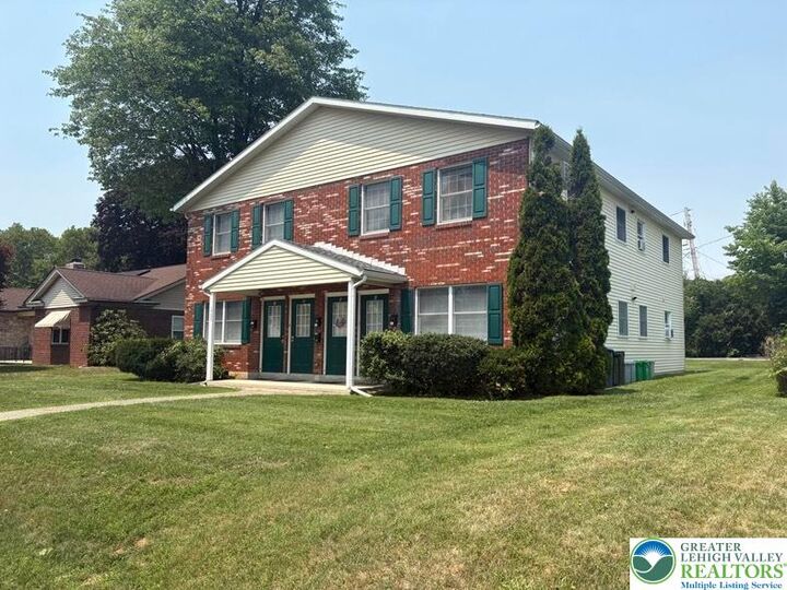 Property Photo: 1725 W Livingston Street PA 18104