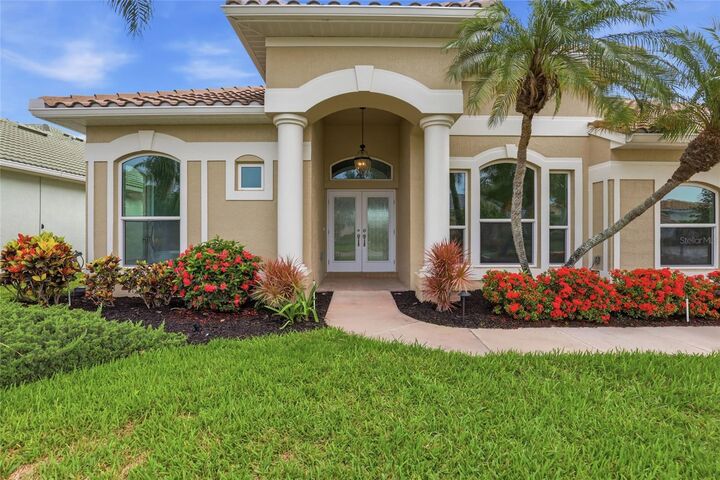 Property Photo: 1021 Grouse Way FL 34285