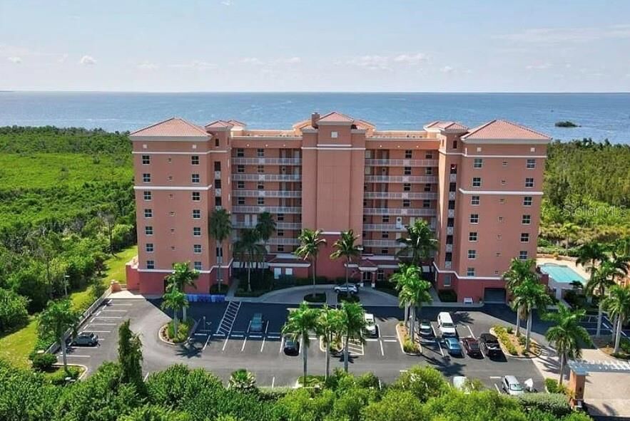 Property Photo:  3191 Matecumbe Key Road 607  FL 33955 