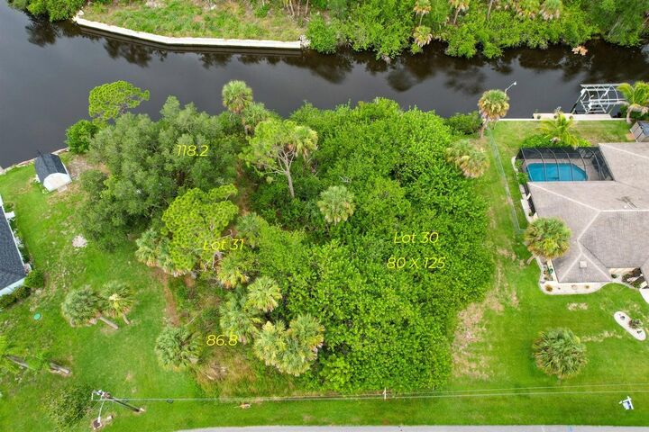 Property Photo:  515 Ramblewood Street  FL 33953 