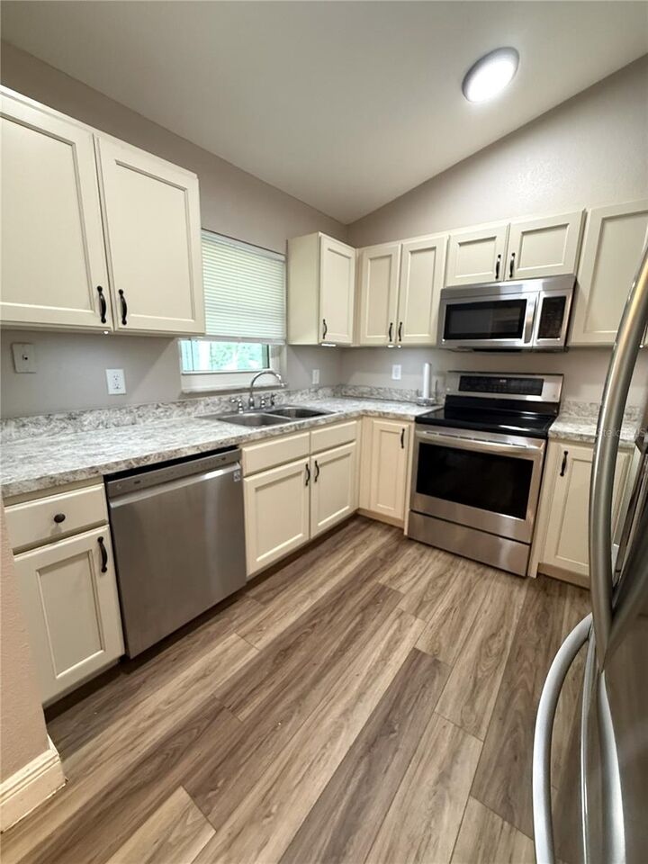 Property Photo:  10 Emerald Trail  FL 34472 