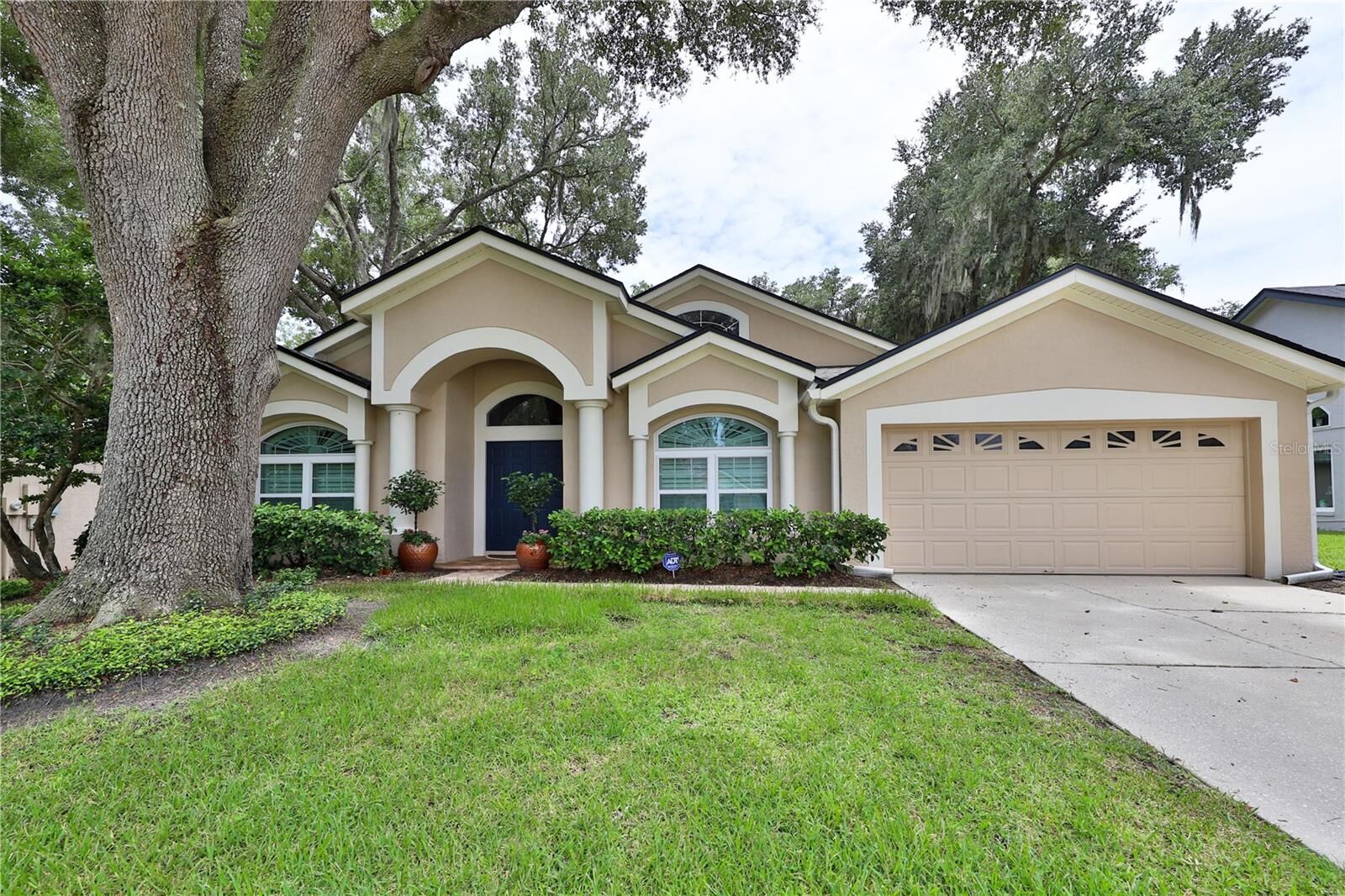 Property Photo: 2578 Ekana Drive FL 32765