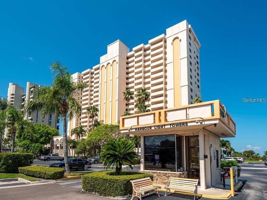 Property Photo:  1270 Gulf Boulevard 1206  FL 33767 