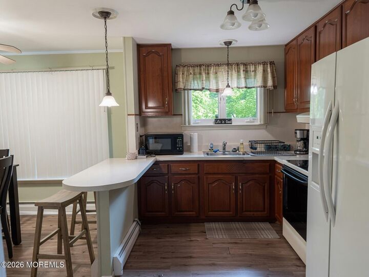 Property Photo:  28 Mount Rainier Drive  NJ 08753 