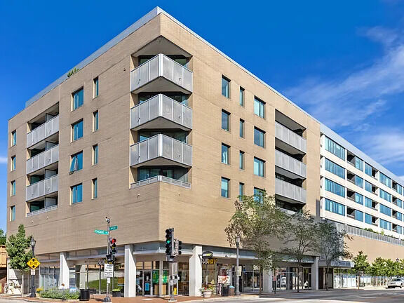 Property Photo: 900 Chicago Avenue 316 IL 60202