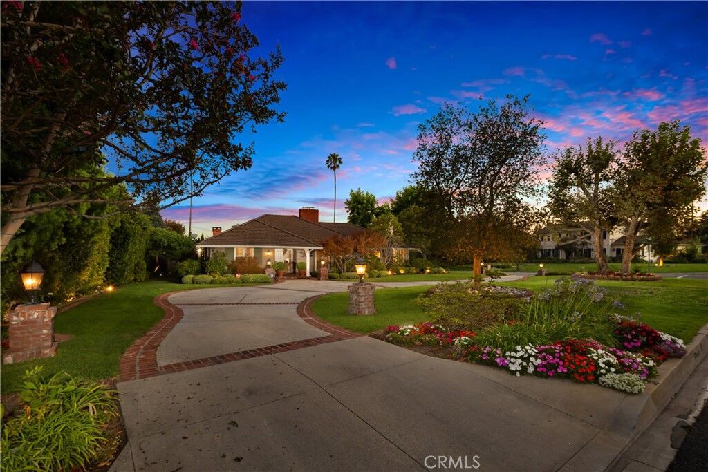 Property Photo: 340 Arbolada Drive CA 91006