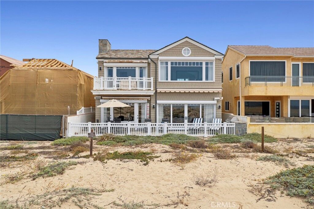 Property Photo:  1550 E Oceanfront  CA 92661 
