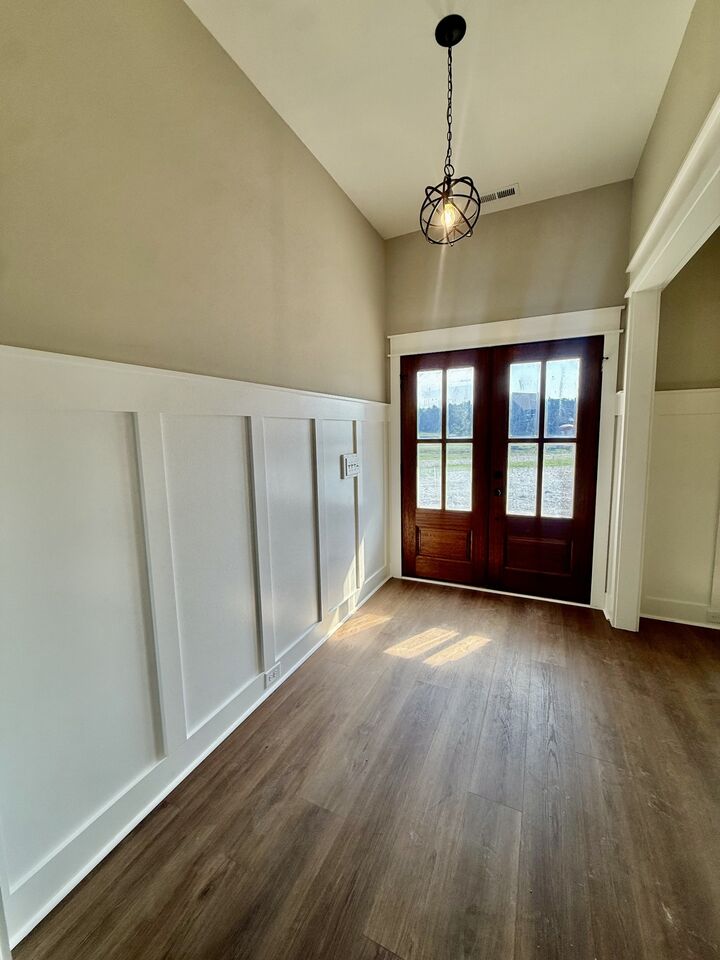 Property Photo: 119 Settlers Trce TN 37388